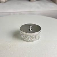 علبة اكريلك