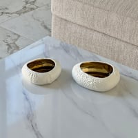 تقديمة سيراميك ابيض