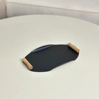 تقديمة معدن يمسكة خشب