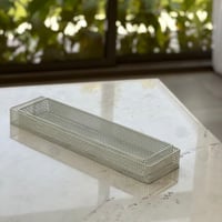 صينية تقديم معدن ابيض