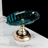 تقديمة زجاجيه انيقه