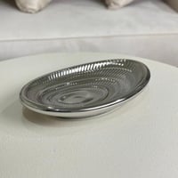 تقديمة سيراميك فضي