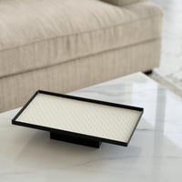 تقديمة اسود بطبقة جلد