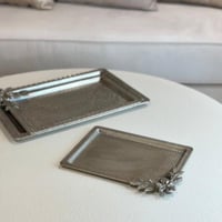 صينية تقديم معدن