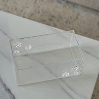 علبة مناديل اكريلك