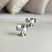 تقديمة معدن مميزة