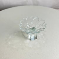 تقديمة كرستال