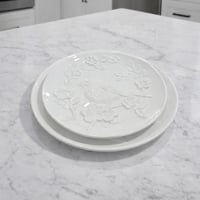 صحن تقديم سيراميك بنقشة مميزة
