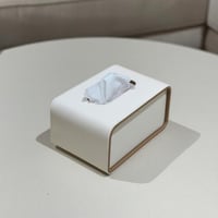 علبة مناديل جلد