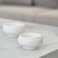 تقديمة رخام صغيرة