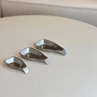 تقديمة صغيرة معدن