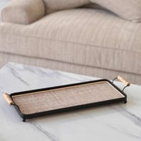 صينية تقديم خشبية بحواف معدن