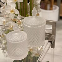 علبة زجاج انيقة