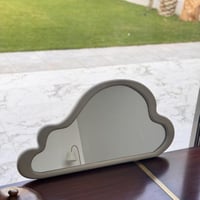 مرايا بحواف خشبية ابيض