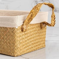 سله من الخزف الطبيعي