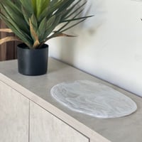 تقديمة زجاج