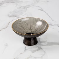 تقديمة زجاج