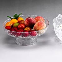 تقديمة زجاجيه بحواف ذهبية