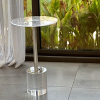 طاولة خدمة اكريلك فضي