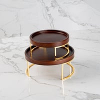 تقديمة خشب بقاعدة ذهبية