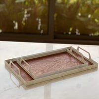 صينية حديد بطبقة جلد