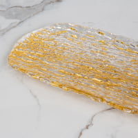 صحن تقديم زجاج بلمسة ذهبية انيقة