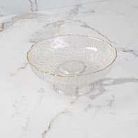 تقديمة زجاجيه بحواف ذهبية