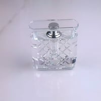 زجاجة دهن عود