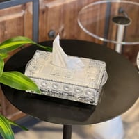 علبة مناديل زجاج