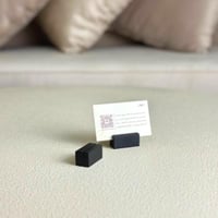 حامل كروت معدن مميز