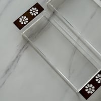 صينية تقديم اكريلك بمسكة خشب