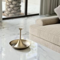 تقديمة معدن بشكل مميز