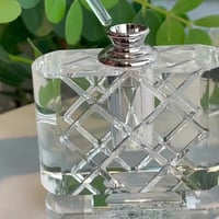 زجاجة دهن عود