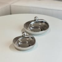 تقديمة سيراميك بلون فضي