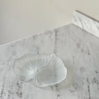 صحن تقديم زجاج ثلجي