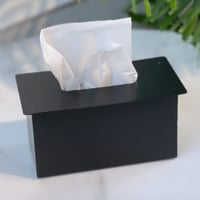 علبة مناديل حديد