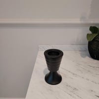 مبخر اسود بشكل مميز