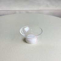 تقدمة بقاعدة رخام