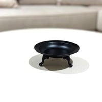 تقديمة معدن بشكل مميز