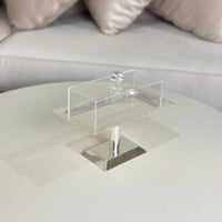 تقديمة معدن بغطاء اكريلك