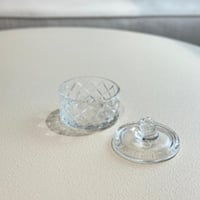 علبة زجاج مميزة