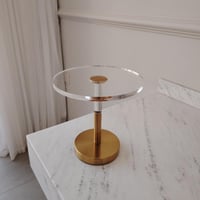 طاولة خدمة ارضية