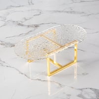 تقديمة أكريليك بقاعدة ذهبية