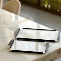 صينية حديد تقديم بقاعدة رخام