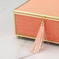 صندوق زجاجي