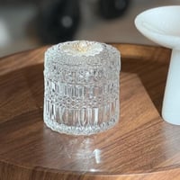 علبة زجاج انيقة