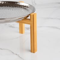 تقديمة بقاعده خشبيه