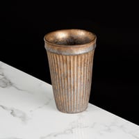 كوب حجري مميز