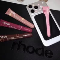 حامل قلوس رود مغناطيس - Rhode Magnetic Gloss Holde...