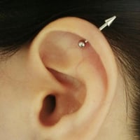 حور - حلق طبي - Piercing